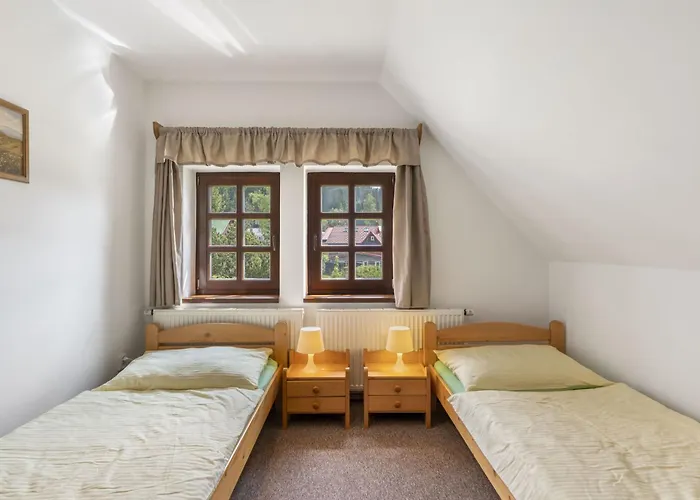 Anenske Udoli By Interhome * هاراشوف