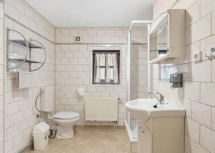 Anenske Udoli By Interhome هاراشوف